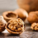 هر روز گردو بخورید: تأثیر شگفت‌ انگیز گردو بر پیشگیری از سرطان روده بزرگ