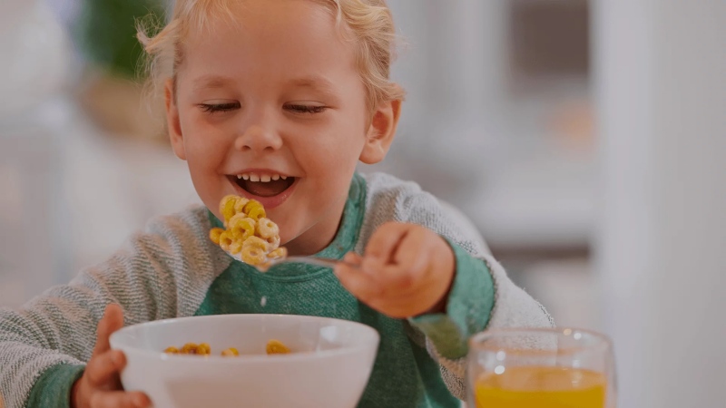 آیا مواد غذایی سالم هم می‌ توانند برای کودکان مضر باشند؟