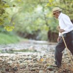 تغییر کوچک در نحوه راه‌ رفتن می‌ تواند به اندازه جراحی آرتروز زانو مؤثر باشد