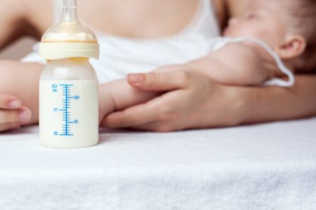 راهکارهای طب ایرانی برای افزایش کیفیت شیر مادر و ارتقاء سلامت نوزادان