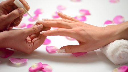 استفاده گسترده از لاک ژل در ایران و خطرات ناشناخته آن