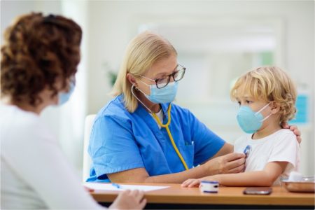 افزایش شیوع عفونت‌ های تنفسی در کودکان در فصل سرما و راهکارهای پیشگیری