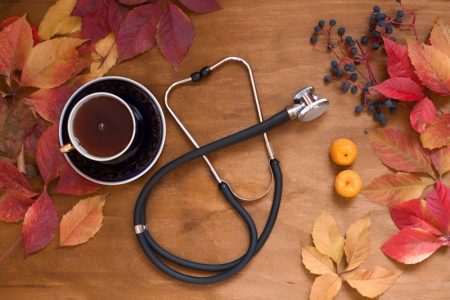 سلامت در پاییز: چگونه با تغذیه و سبک زندگی از خود مراقبت کنیم