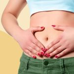 علت بوی بد ناف چیست و چرا باید آن را جدی بگیریم؟