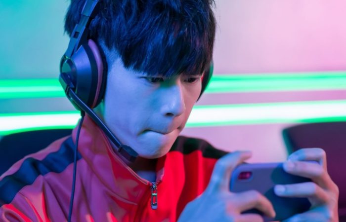 چگونه بازی‌ های اینترنتی مغز را در چرخه هیجان و هوس گرفتار می‌ کنند؟