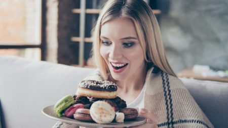 کم کردن غذاهای شیرین ذائقه را تغییر نمی دهد؟ نتیجه یک پژوهش ۶ ماهه درباره هوس شیرینی